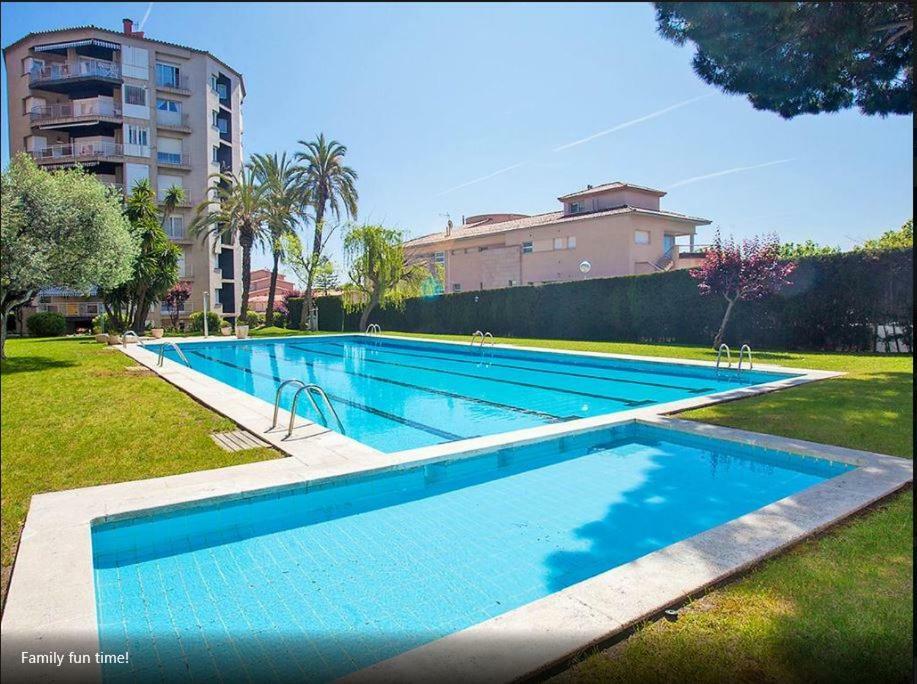 The Hollidays Apartment Calella Exterior foto
